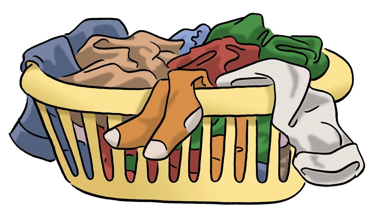 Wäschekorb voll mit Wäsche