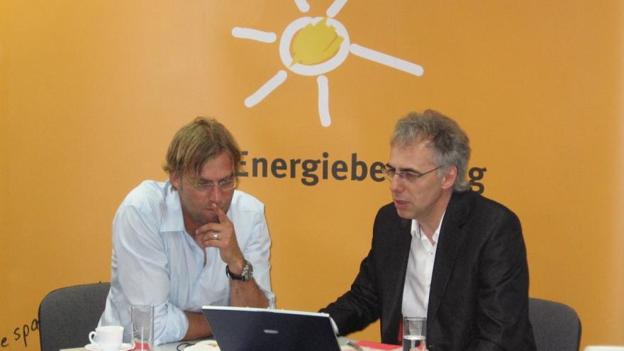 Jürgen Klopp beid er Energieberatung der Verbraucherzentrale