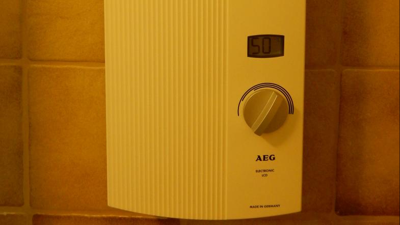 May A6