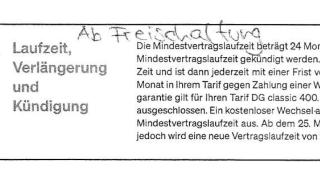 Anzeigentext mit der Frage, wann der Vertrag für den Glasfaseranschluss beginnt.