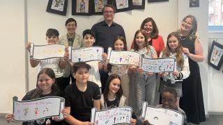 Gruppernfoto von dem Besuch